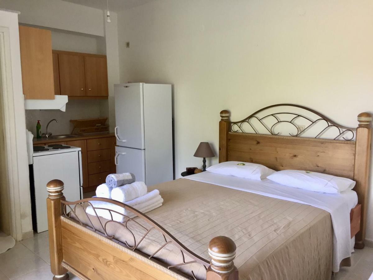 Anastasios Olive Garden Apartments Petalídhion 外观 照片